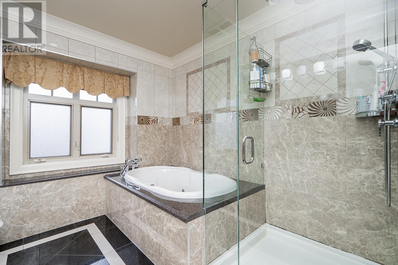 Listing Picture 12 of 20 : 531 W 64TH AVENUE, Vancouver / 溫哥華 - 魯藝地產 Yvonne Lu Group - MLS Medallion Club Member
