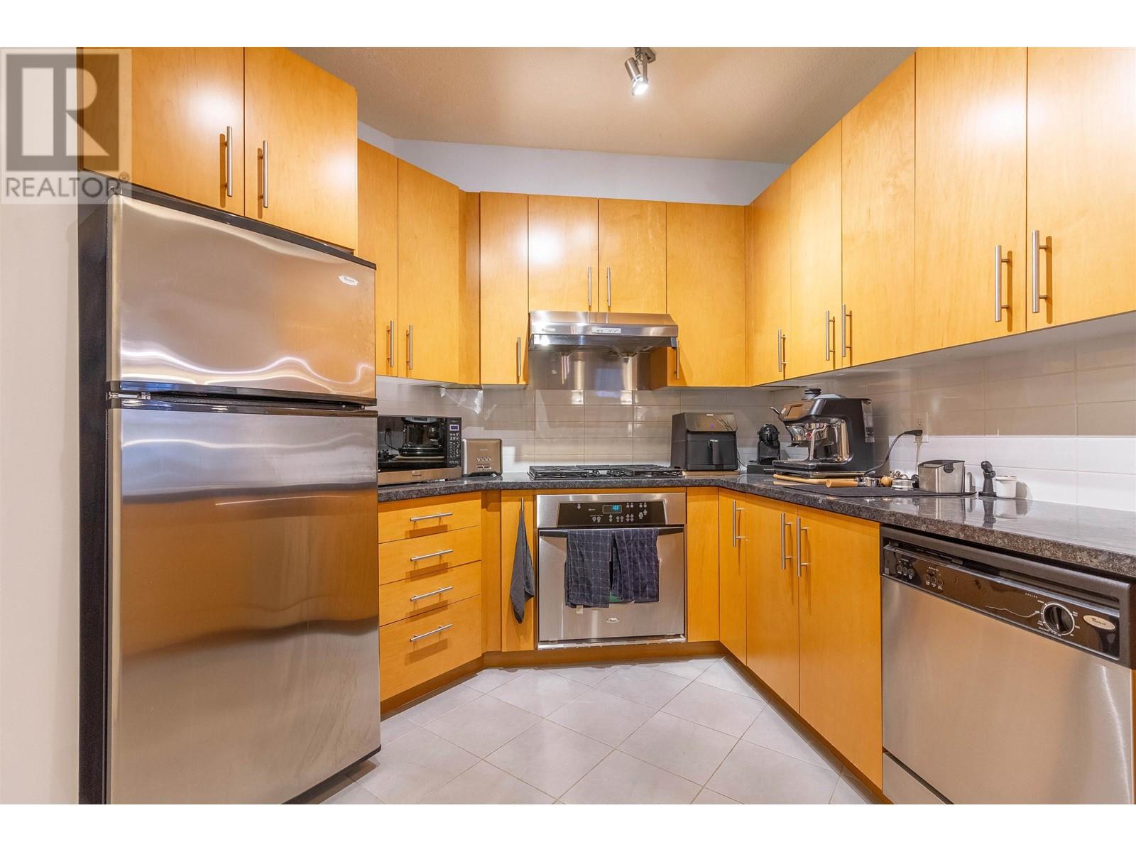 314 3651 Foster Avenue, Vancouver, British Columbia  V5R 0A2 - Photo 7 - R2950773