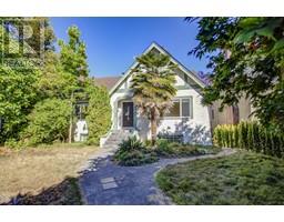 4679 13TH AVENUE, Vancouver, British Columbia