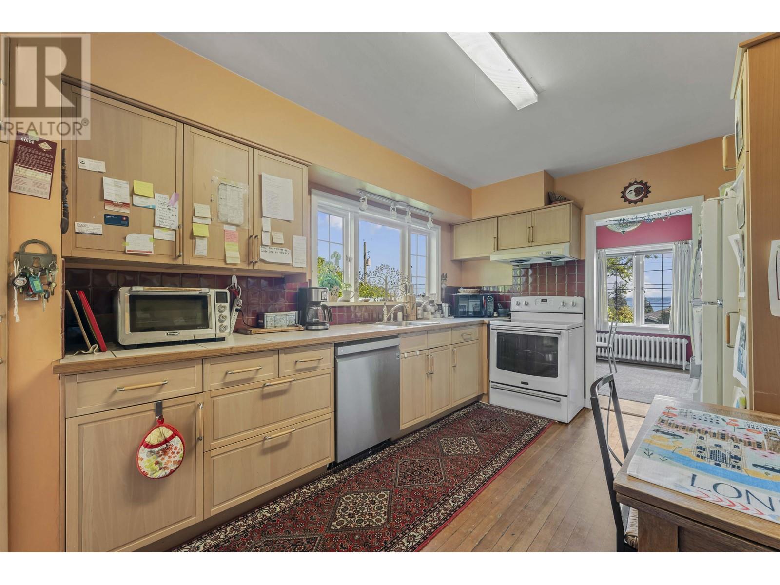 2441 Nelson Avenue, West Vancouver, British Columbia  V7V 2R3 - Photo 15 - R2954472