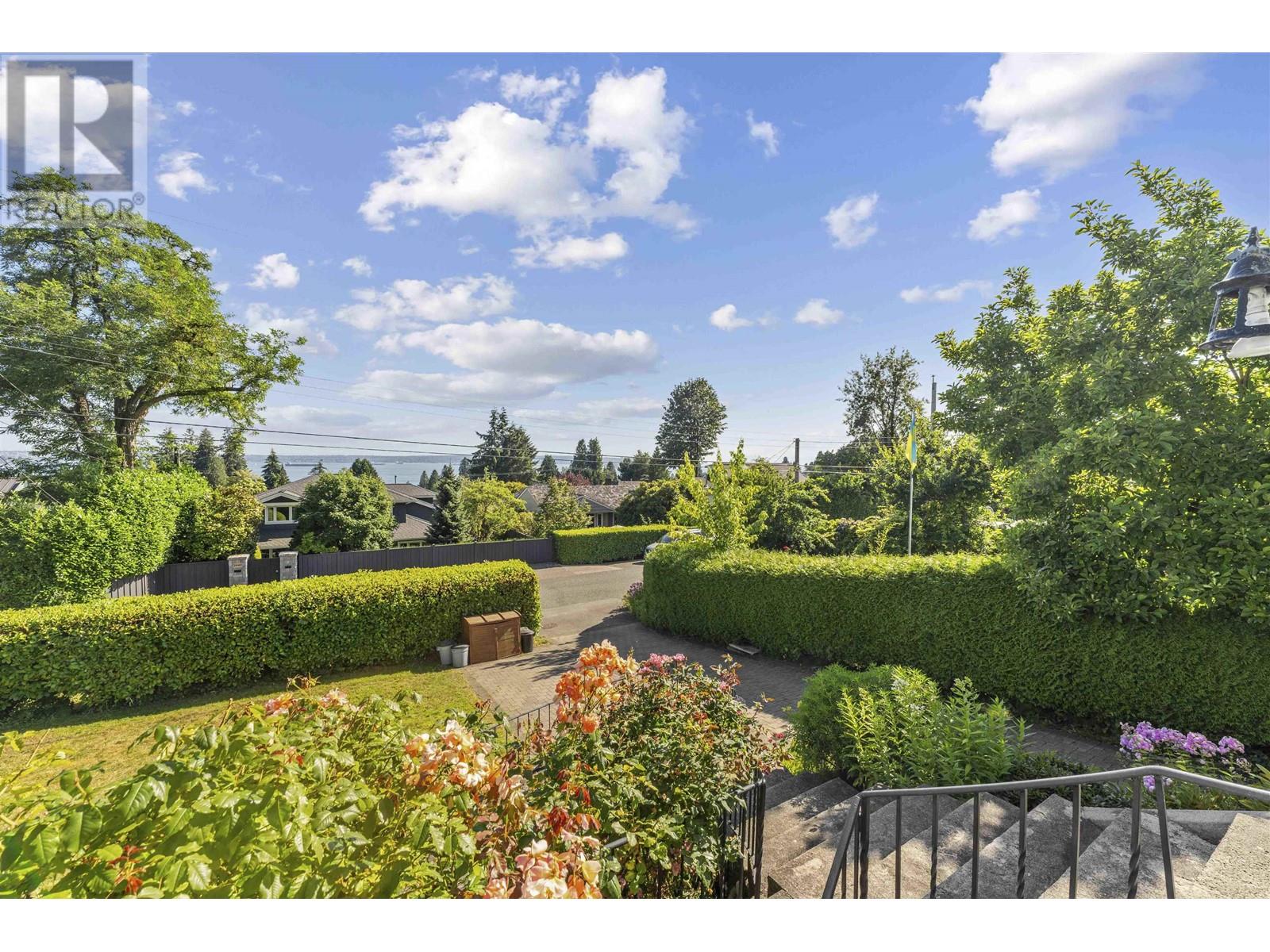 2441 Nelson Avenue, West Vancouver, British Columbia  V7V 2R3 - Photo 18 - R2954472