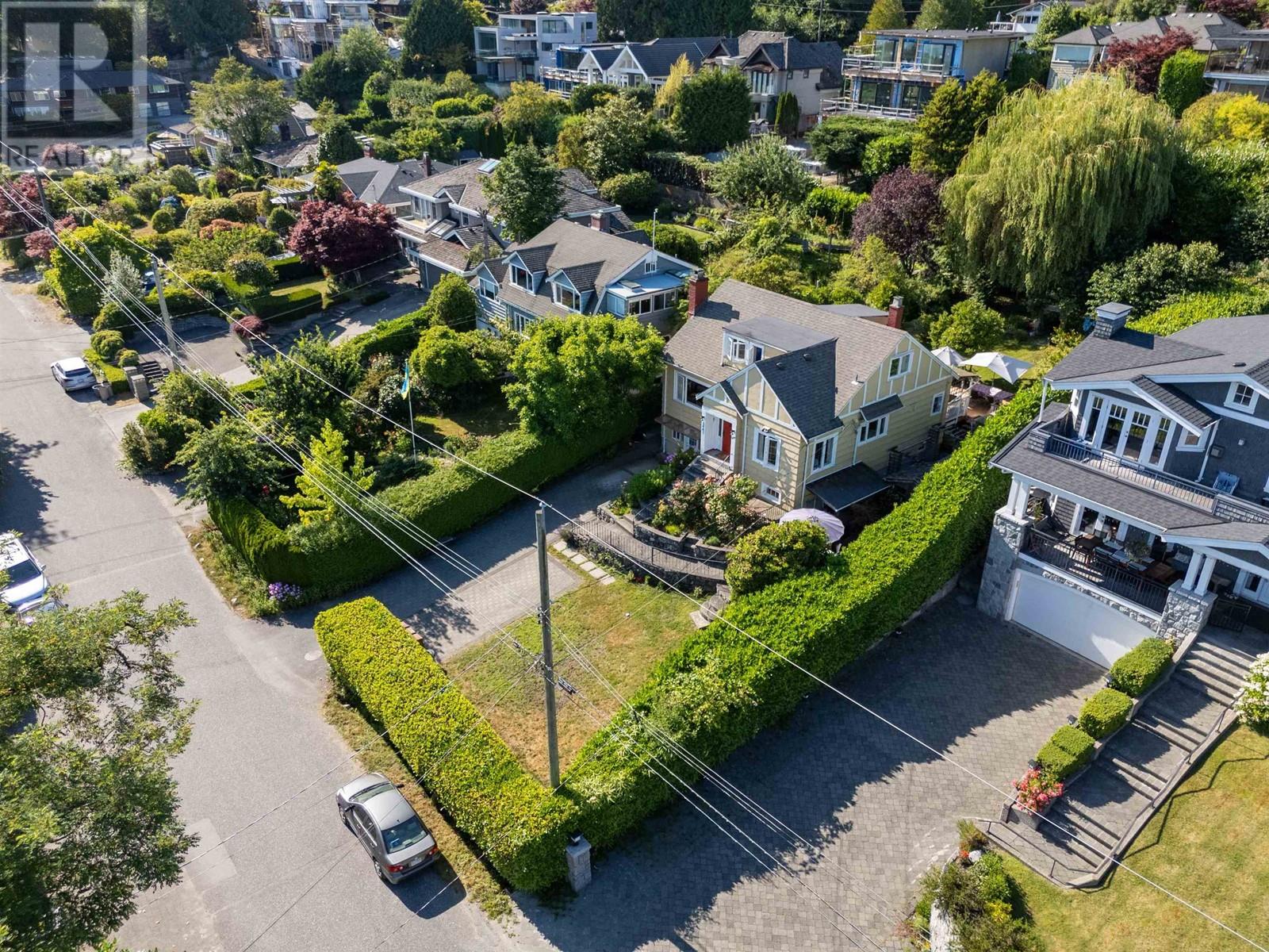 2441 Nelson Avenue, West Vancouver, British Columbia  V7V 2R3 - Photo 4 - R2954472