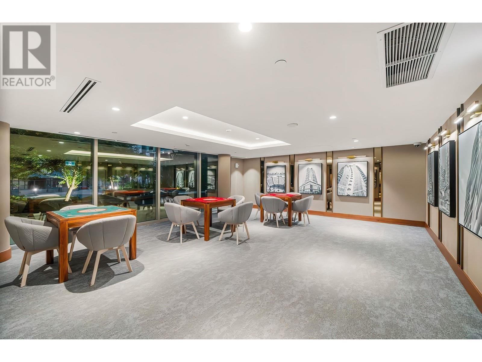 Listing Picture 30 of 36 : 605 8555 CAPSTAN WAY, Richmond / 烈治文 - 魯藝地產 Yvonne Lu Group - MLS Medallion Club Member