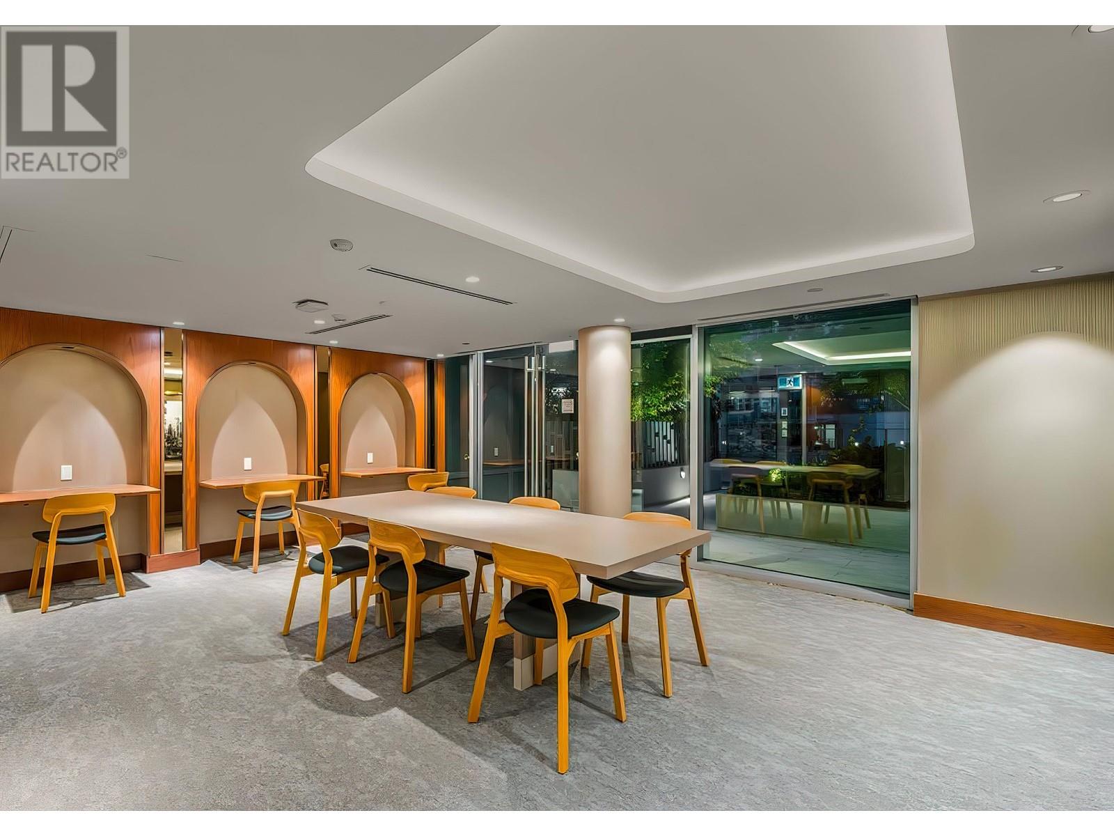 Listing Picture 24 of 36 : 605 8555 CAPSTAN WAY, Richmond / 烈治文 - 魯藝地產 Yvonne Lu Group - MLS Medallion Club Member