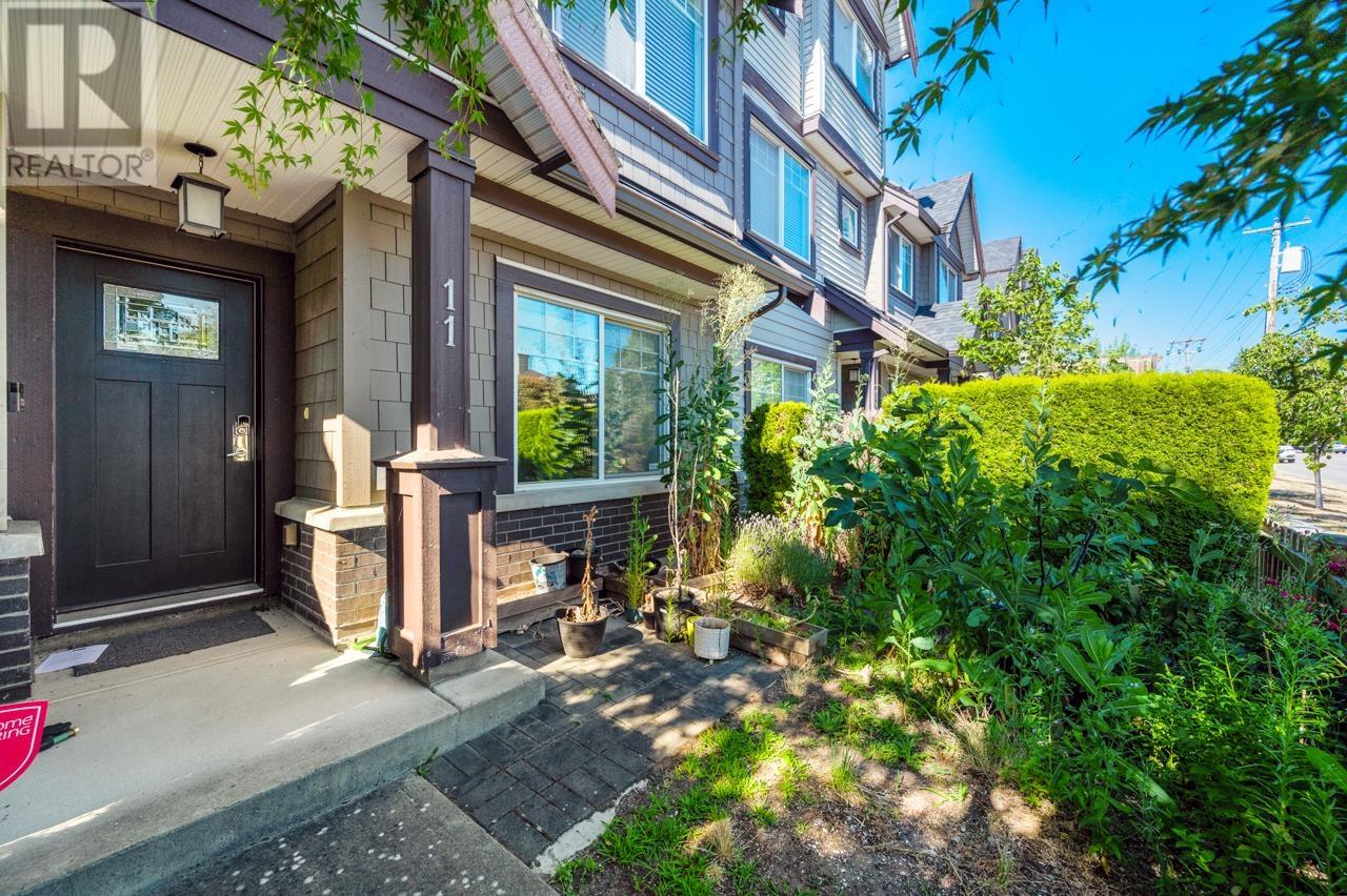Listing Picture 19 of 22 : 11 9733 BLUNDELL ROAD, Richmond / 烈治文 - 魯藝地產 Yvonne Lu Group - MLS Medallion Club Member