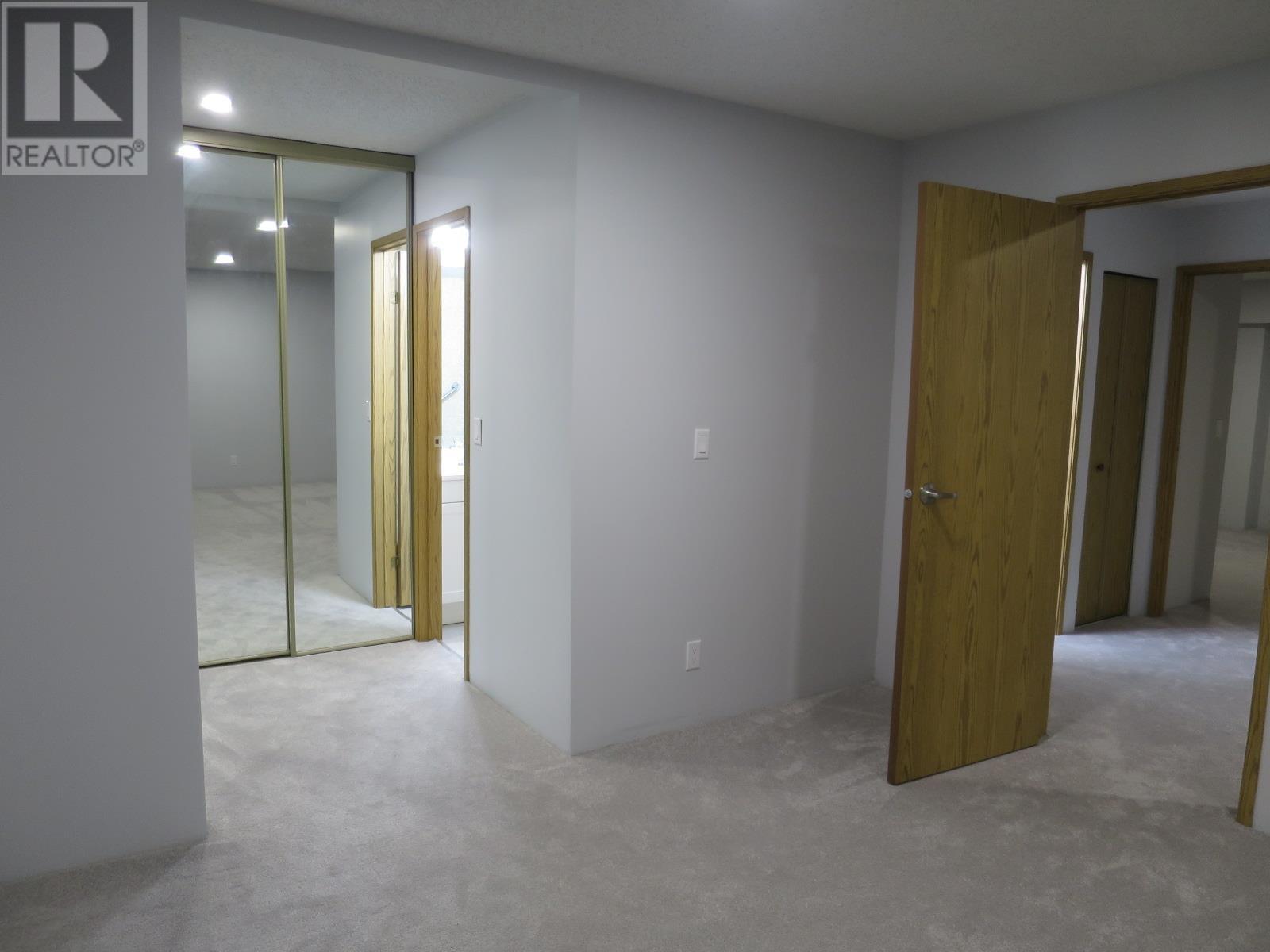 Listing Picture 18 of 32 : 17 6245 SHERIDAN ROAD, Richmond / 烈治文 - 魯藝地產 Yvonne Lu Group - MLS Medallion Club Member