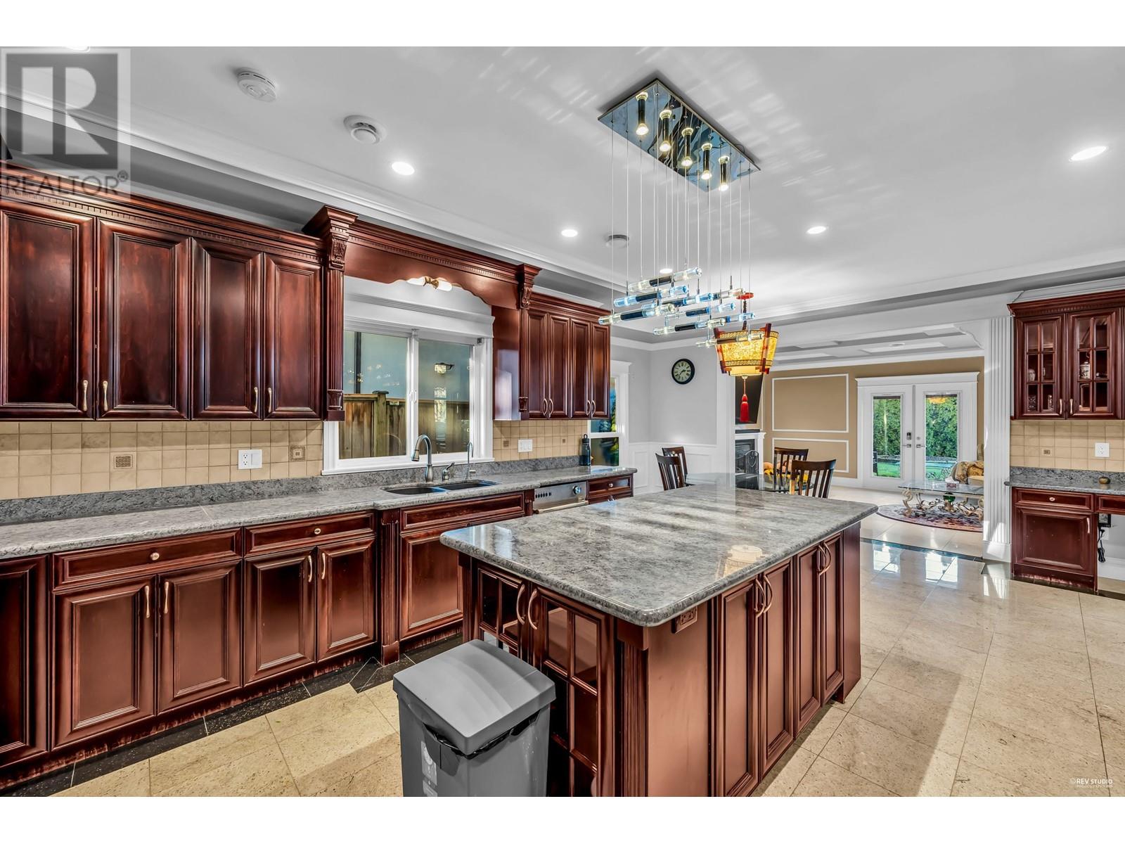 Listing Picture 18 of 25 : 7971 GABRIOLA GATE, Richmond / 烈治文 - 魯藝地產 Yvonne Lu Group - MLS Medallion Club Member