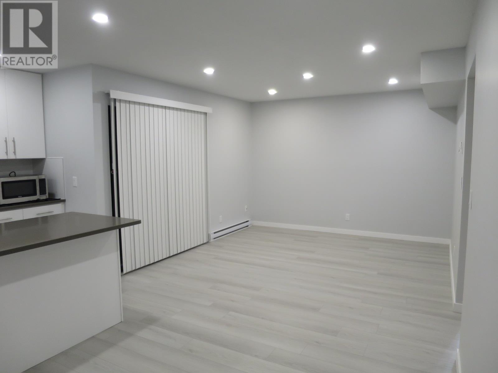 Listing Picture 7 of 32 : 17 6245 SHERIDAN ROAD, Richmond / 烈治文 - 魯藝地產 Yvonne Lu Group - MLS Medallion Club Member