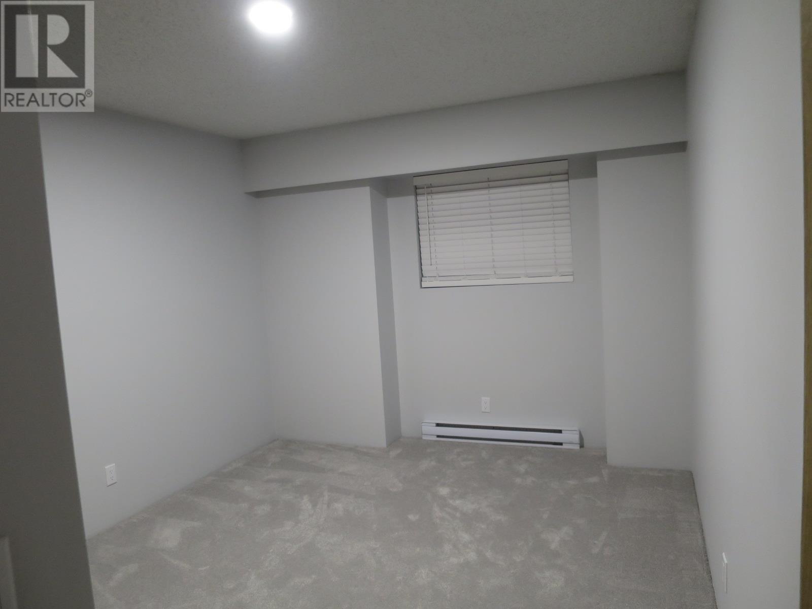 Listing Picture 23 of 32 : 17 6245 SHERIDAN ROAD, Richmond / 烈治文 - 魯藝地產 Yvonne Lu Group - MLS Medallion Club Member