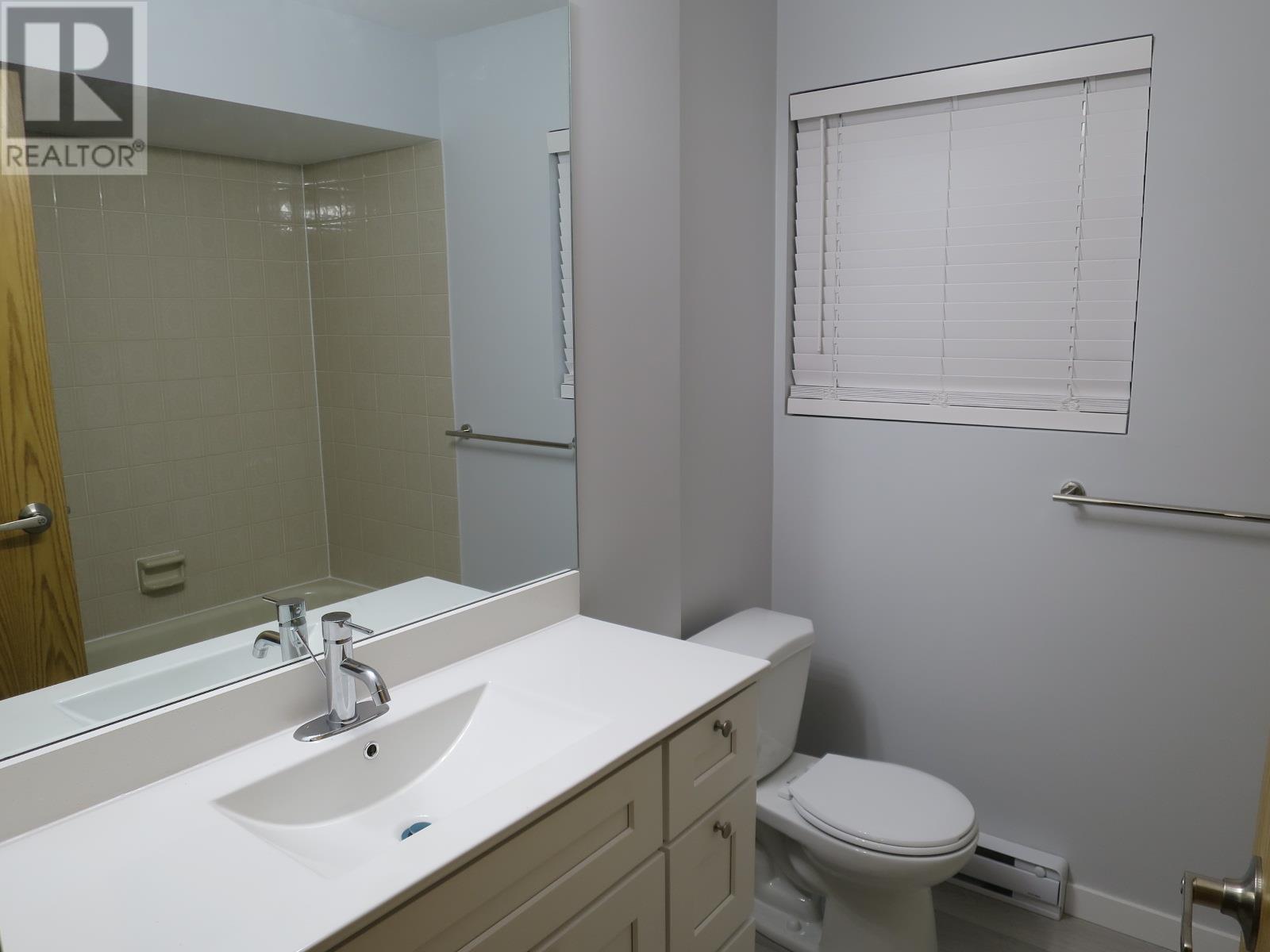 Listing Picture 26 of 32 : 17 6245 SHERIDAN ROAD, Richmond / 烈治文 - 魯藝地產 Yvonne Lu Group - MLS Medallion Club Member