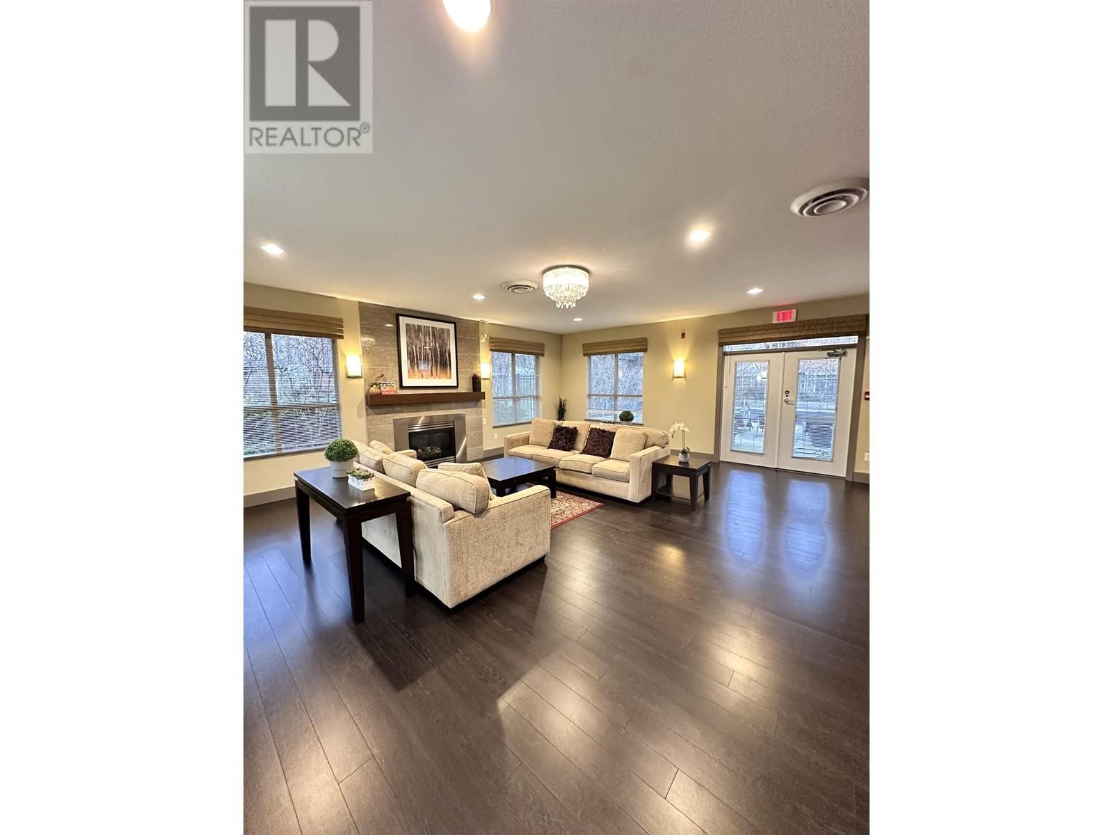 Listing Picture 11 of 11 : 227 9288 ODLIN ROAD, Richmond / 烈治文 - 魯藝地產 Yvonne Lu Group - MLS Medallion Club Member