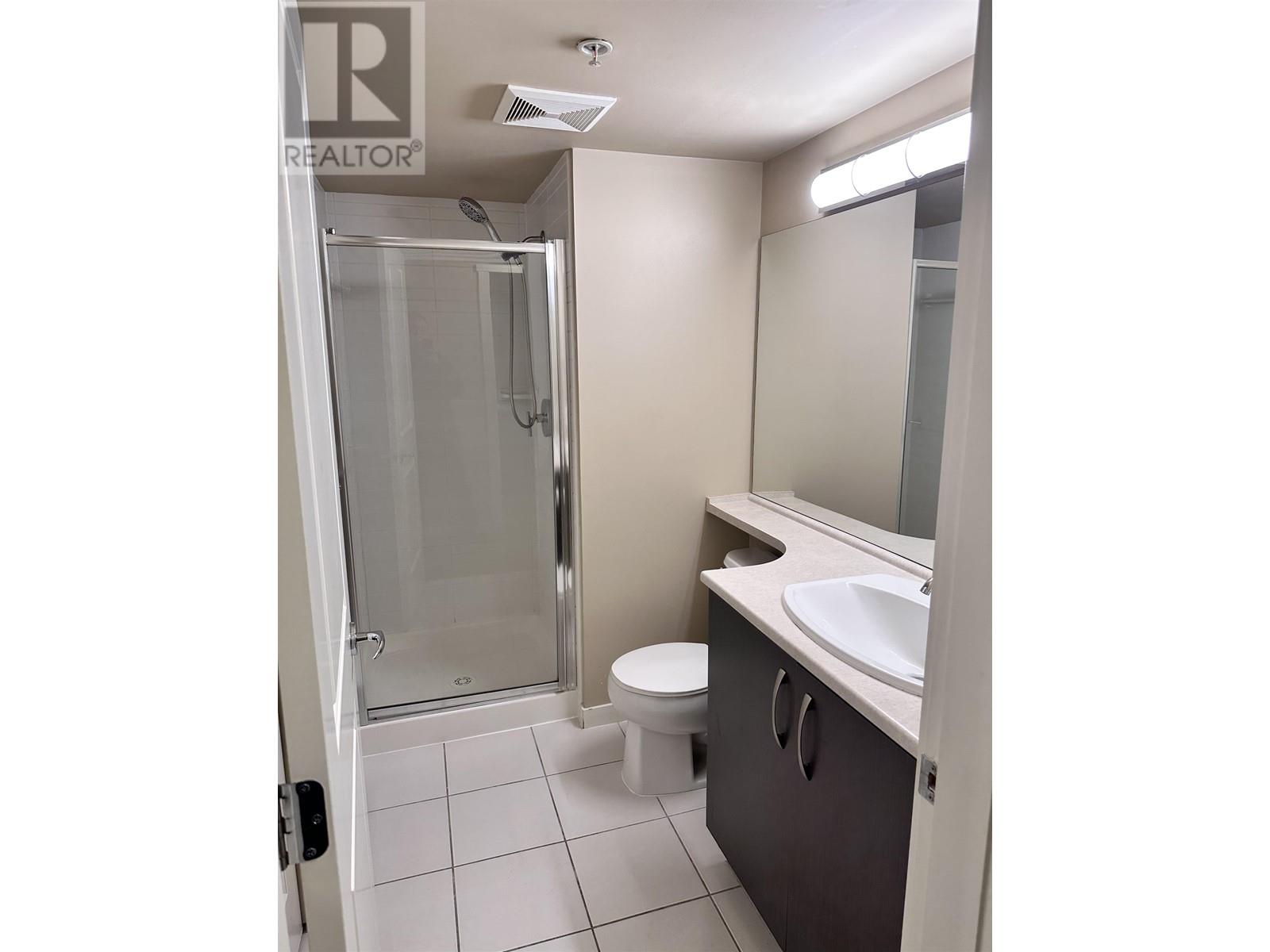 Listing Picture 8 of 11 : 227 9288 ODLIN ROAD, Richmond / 烈治文 - 魯藝地產 Yvonne Lu Group - MLS Medallion Club Member