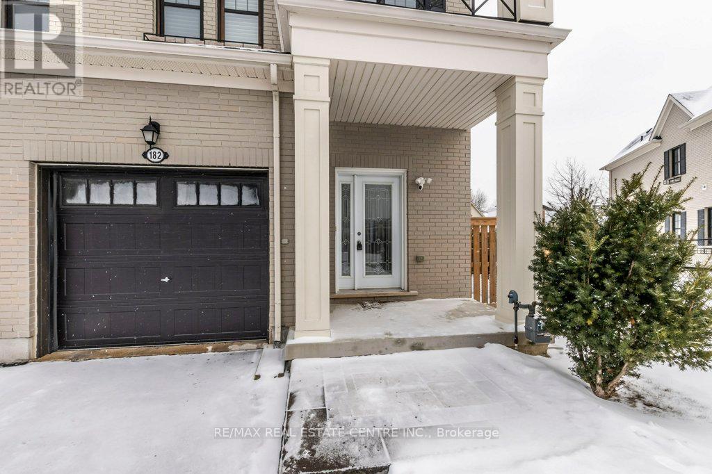 182 Boadway Crescent, Whitchurch-Stouffville, Ontario  L4A 1Y5 - Photo 3 - N11938746