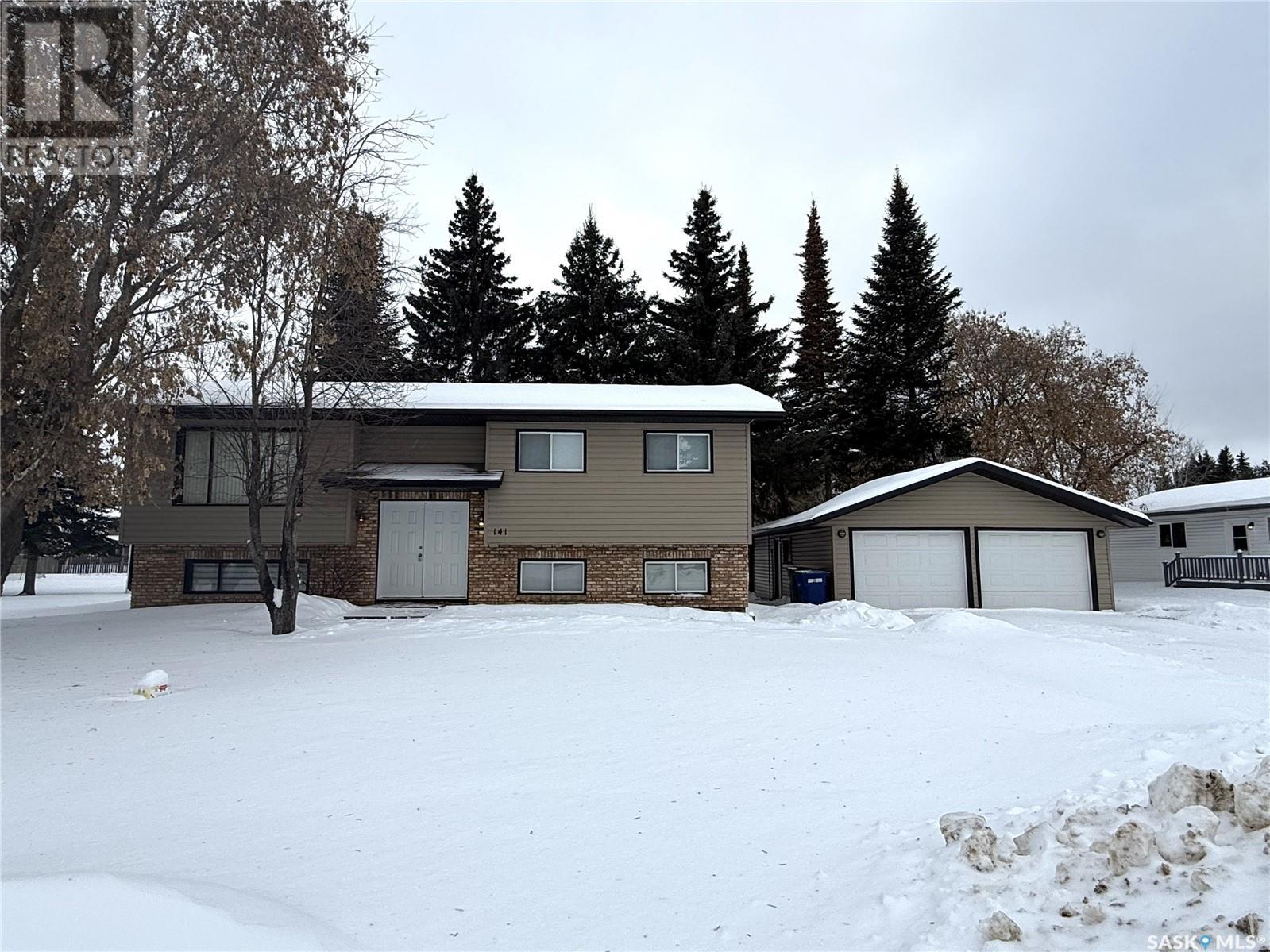 141 2nd Street W, Pierceland, Saskatchewan  S0M 2K0 - Photo 1 - SK976091