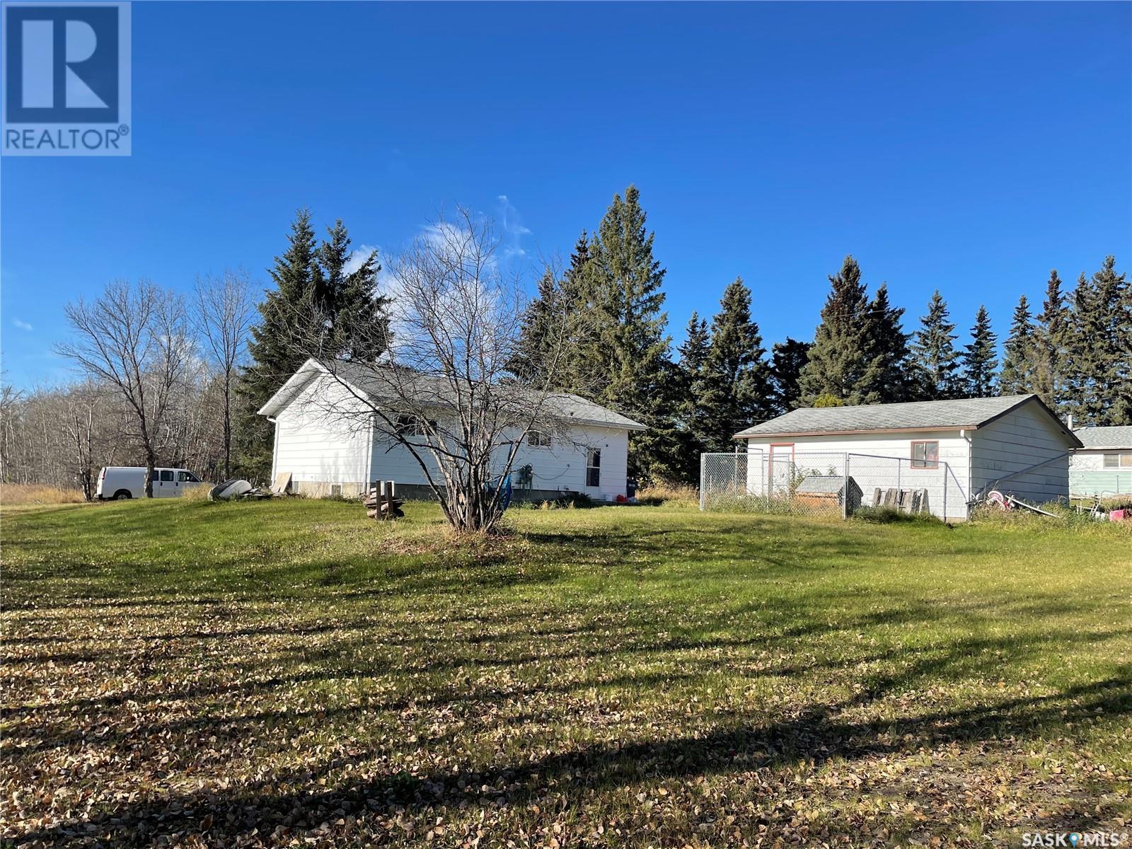 196 3rd Street W, Pierceland, Saskatchewan  S0M 2K0 - Photo 16 - SK987634