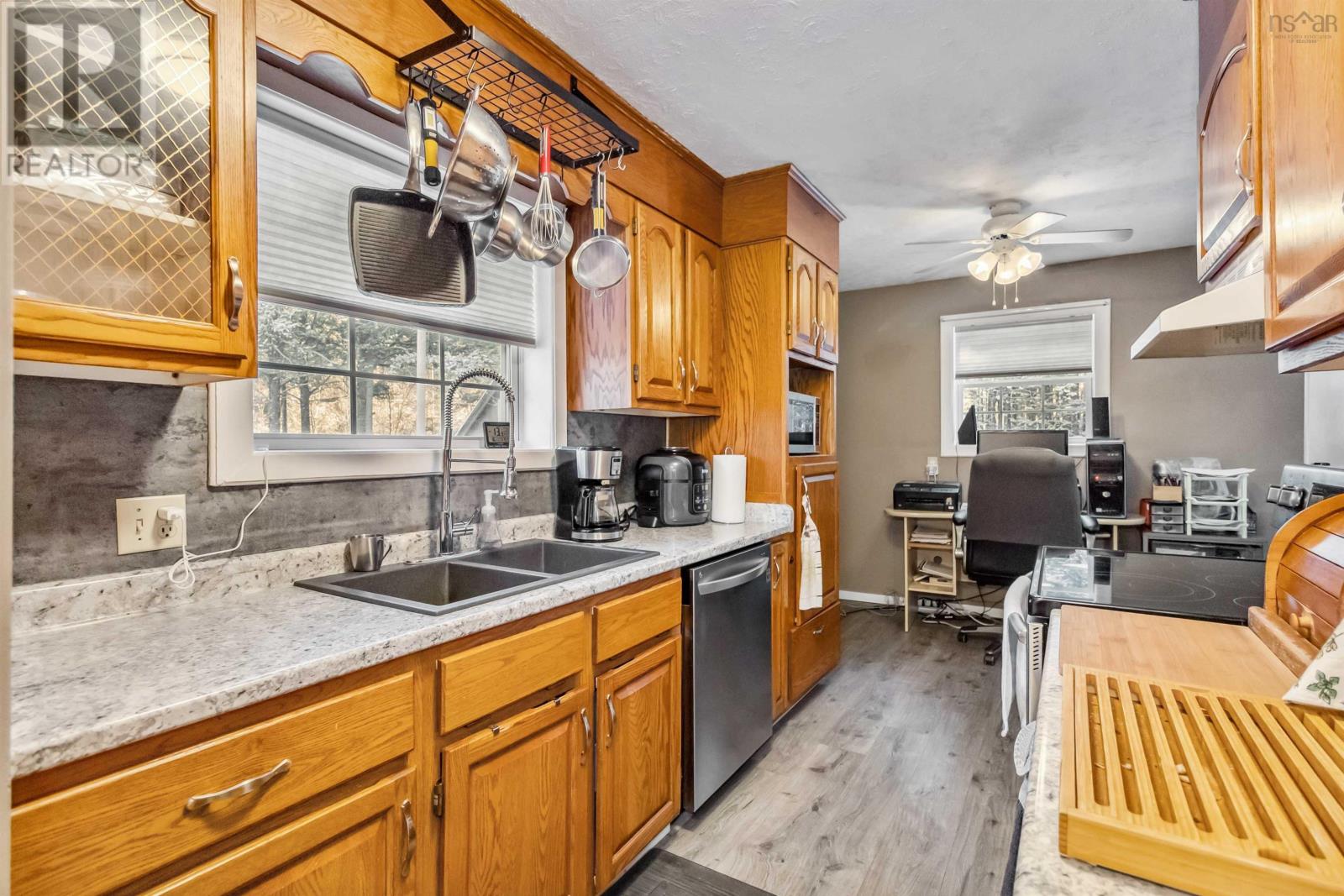 32 Bridle Path, Labelle, Nova Scotia  B0T 1E0 - Photo 20 - 202501527