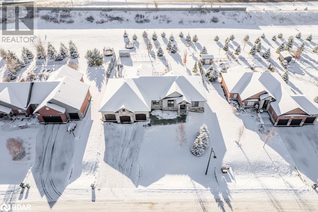25 Mennill Drive, Snow Valley, Ontario  L0L 1Y3 - Photo 3 - 40689156