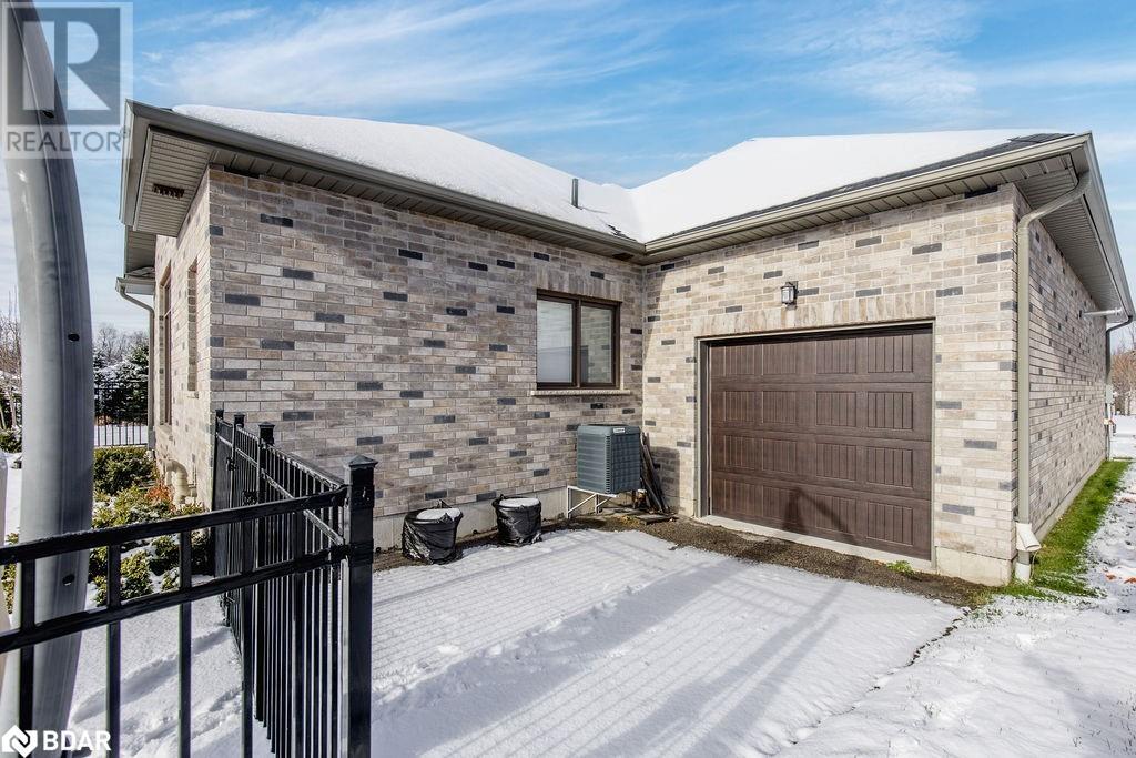25 Mennill Drive, Snow Valley, Ontario  L0L 1Y3 - Photo 40 - 40689156