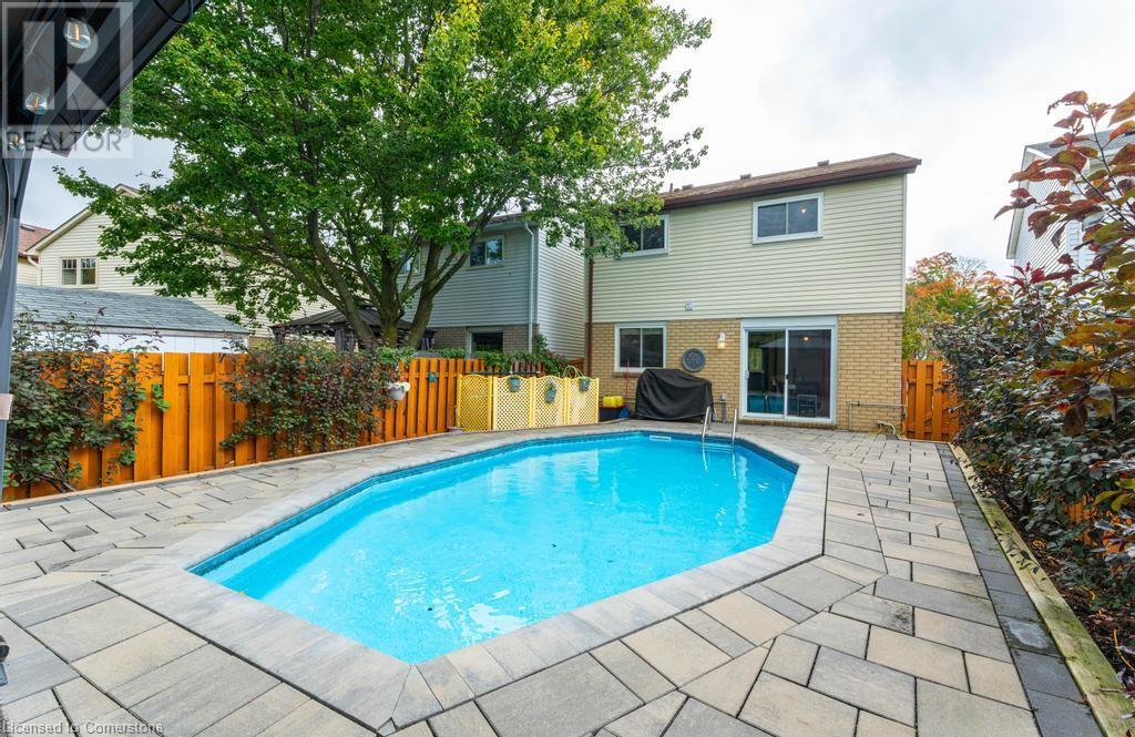 2323 Glastonbury Road, Burlington, Ontario  L7P 4L7 - Photo 16 - 40693054