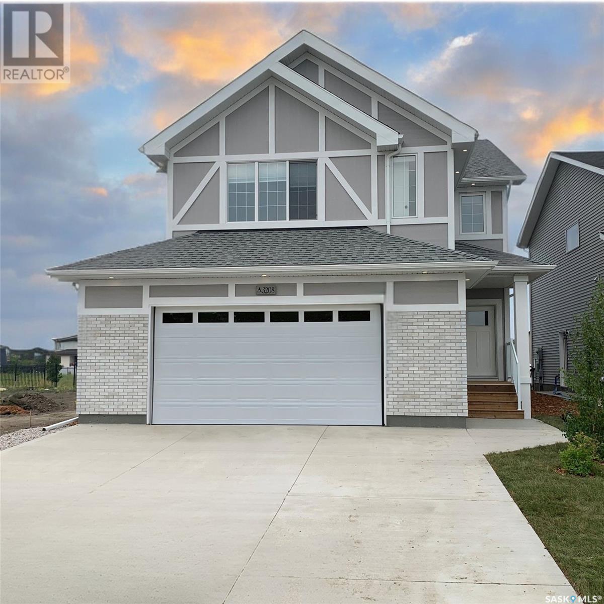 Property at 166 Doran WAY image 1
