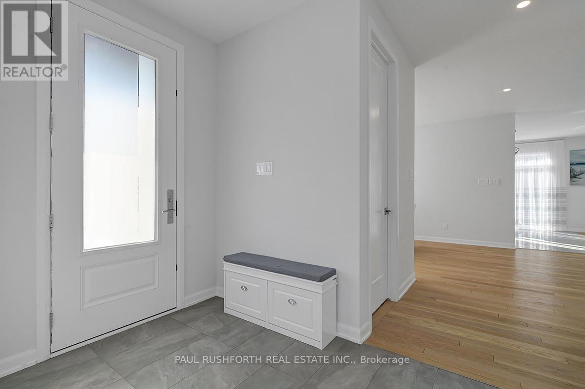 Property at 50 YACHT TERRACE image 4