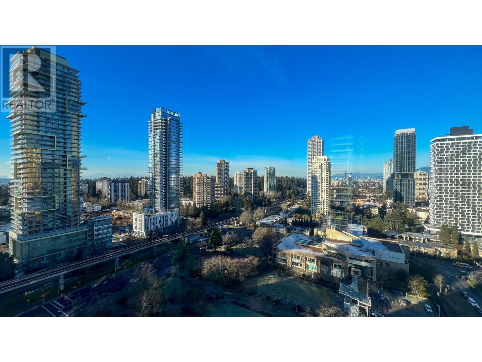 Listing Picture 2 of 36 : 1903 6220 MCKAY AVENUE, Burnaby / 本拿比 - 魯藝地產 Yvonne Lu Group - MLS Medallion Club Member
