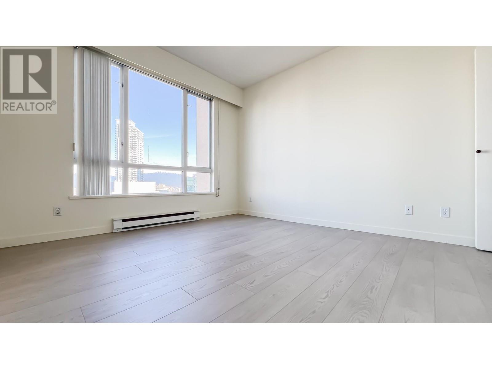 Listing Picture 19 of 36 : 1903 6220 MCKAY AVENUE, Burnaby / 本拿比 - 魯藝地產 Yvonne Lu Group - MLS Medallion Club Member