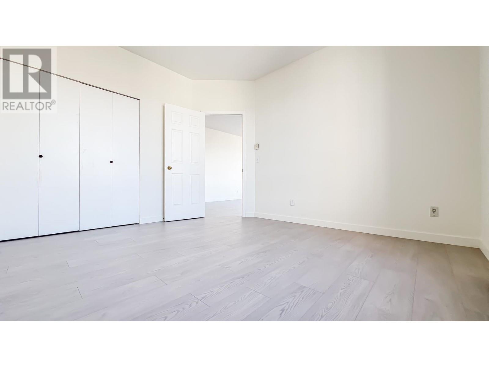 Listing Picture 21 of 36 : 1903 6220 MCKAY AVENUE, Burnaby / 本拿比 - 魯藝地產 Yvonne Lu Group - MLS Medallion Club Member