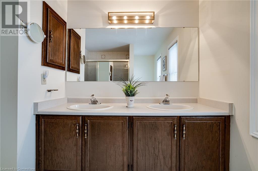 2198 Charnwood Drive, Burlington, Ontario  L7M 2X1 - Photo 21 - 40692675