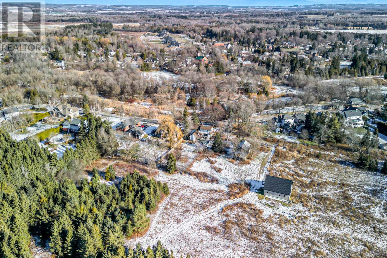 Property at 136 KING LANE E image 5