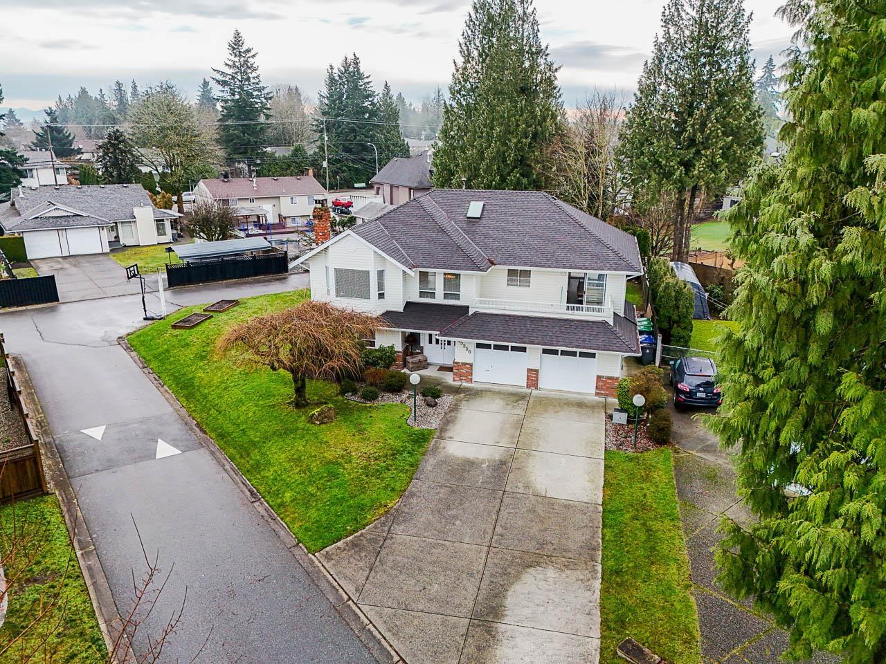 Property at 15556 92A AVENUE image 1