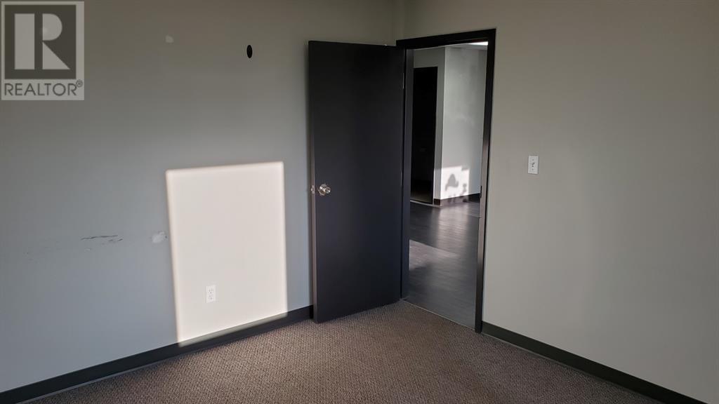 2, 7819 50 Avenue, Red Deer, Alberta  T4P 1M8 - Photo 11 - A2131914