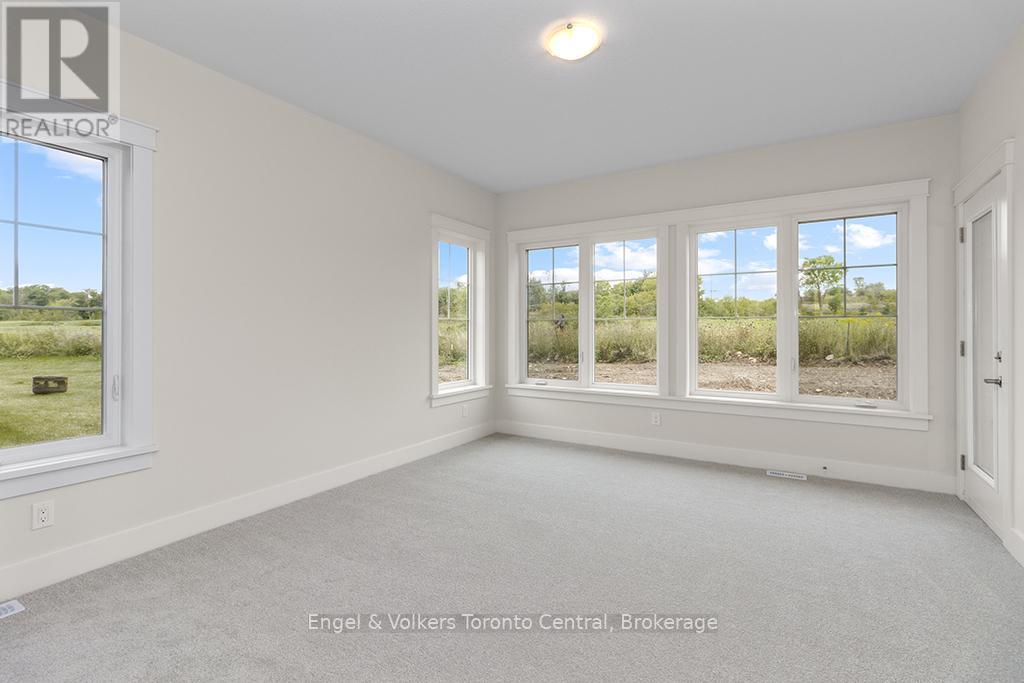 260 Snowberry Lane, Georgian Bluffs, Ontario  N0H 1S0 - Photo 12 - X11939068