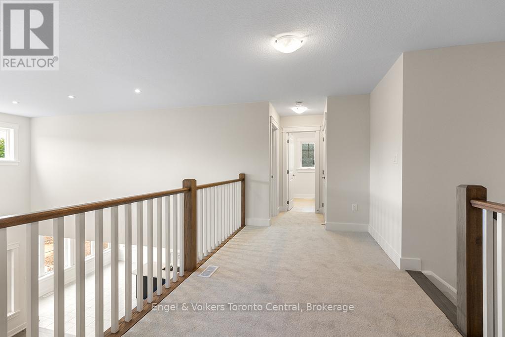 260 Snowberry Lane, Georgian Bluffs, Ontario  N0H 1S0 - Photo 17 - X11939068