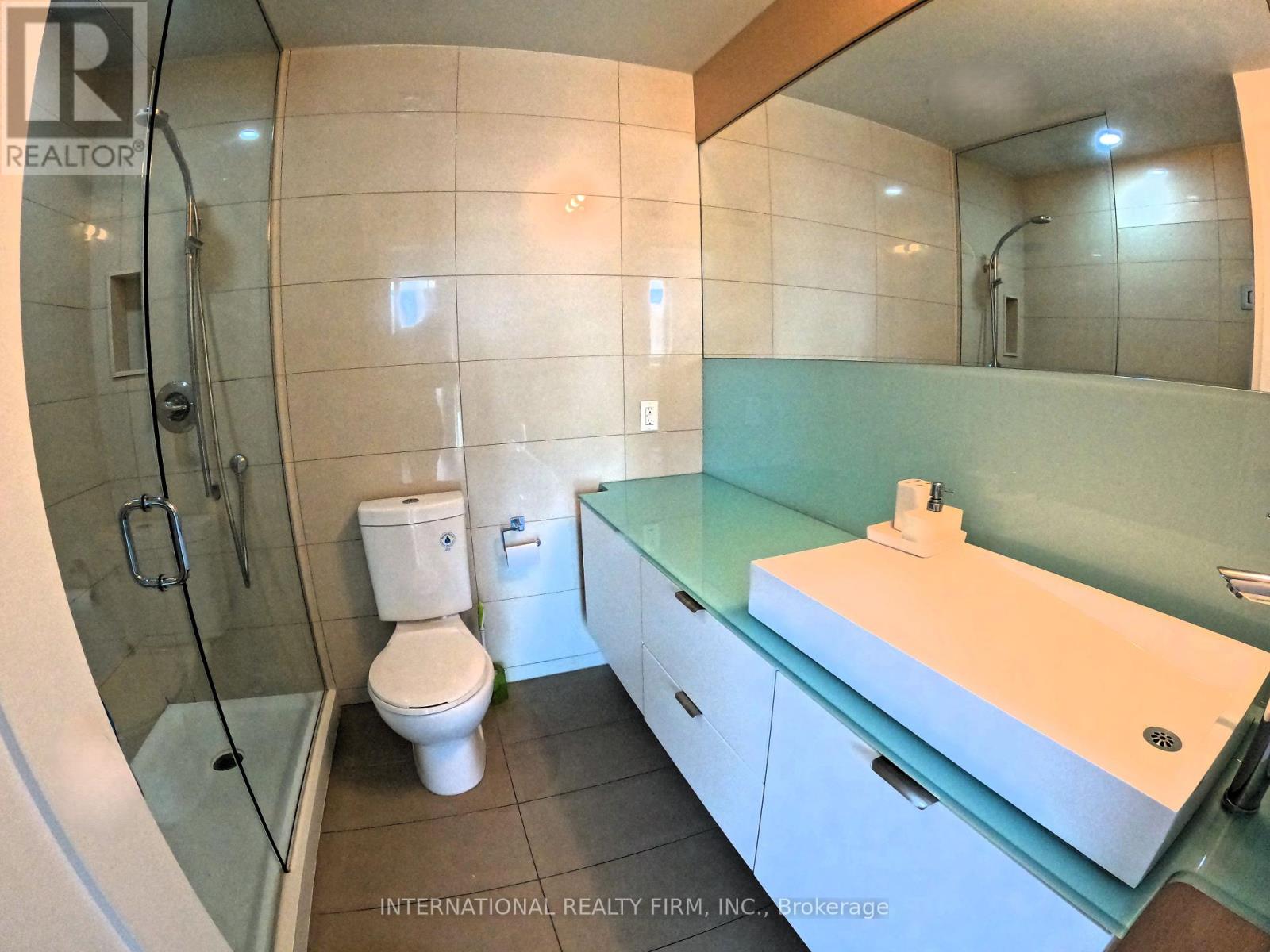 2410 - 300 Front Street W, Toronto (Waterfront Communities), Ontario  M5V 0E9 - Photo 6 - C11939045