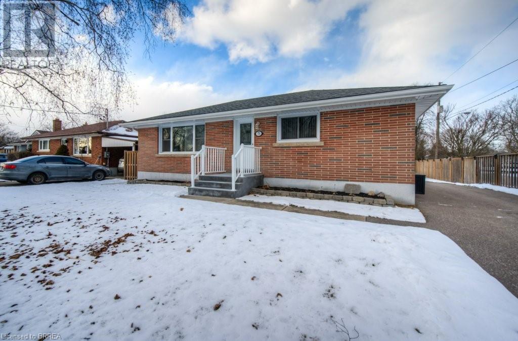 73 Norman Street, Brantford, Ontario  N3R 2Y3 - Photo 3 - 40692653