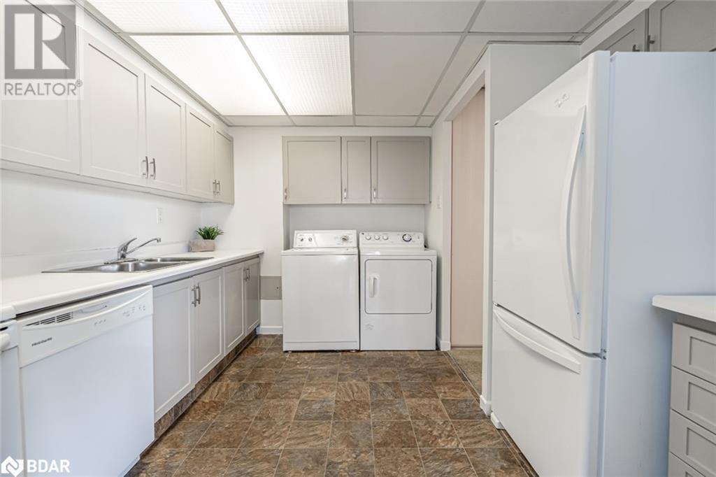 181 Collier Street Unit# 806, Barrie, Ontario  L4M 5L6 - Photo 8 - 40692425