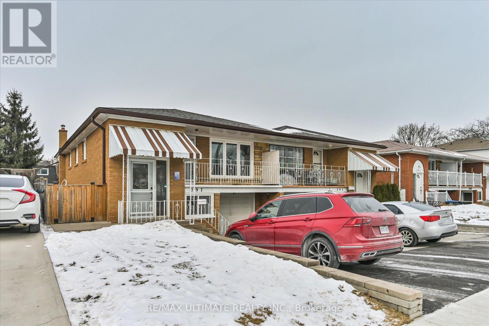 297 THRACE AVENUE, Mississauga, Ontario