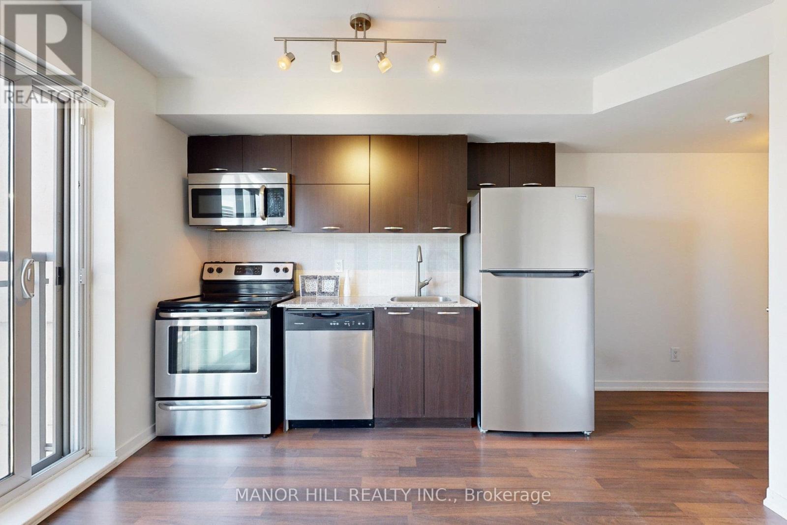 Property at 919 - 38 JOE SHUSTER WAY image 4