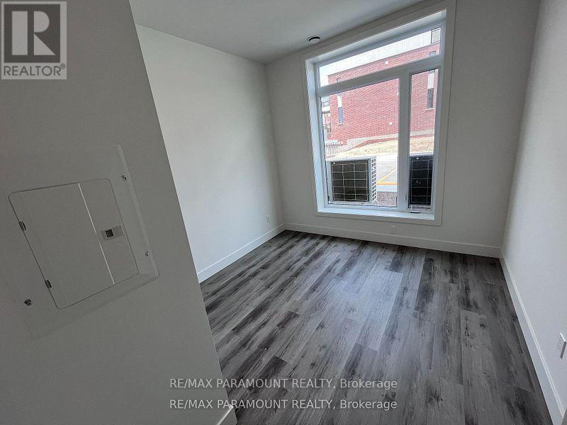 103 - 103 Roger Street, Waterloo, Ontario  N2J 0G2 - Photo 6 - X11939222