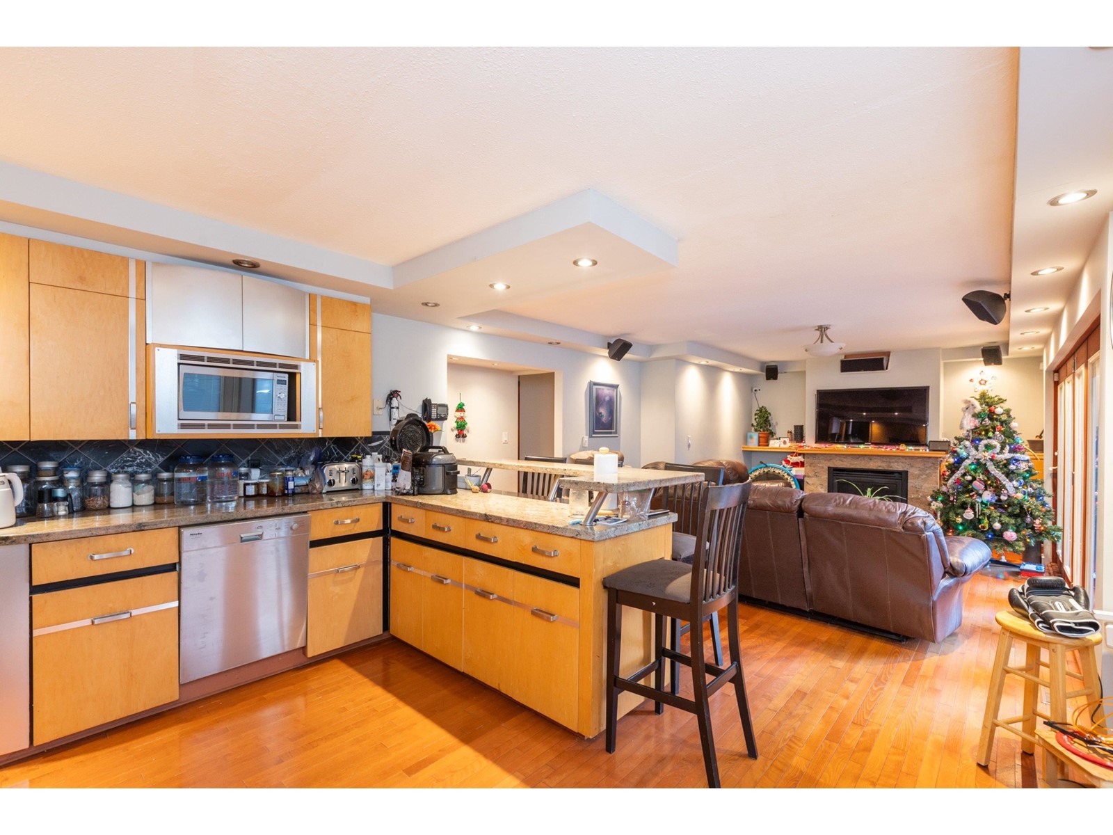 Property at 10475 GLENBROOK GROVE image 5