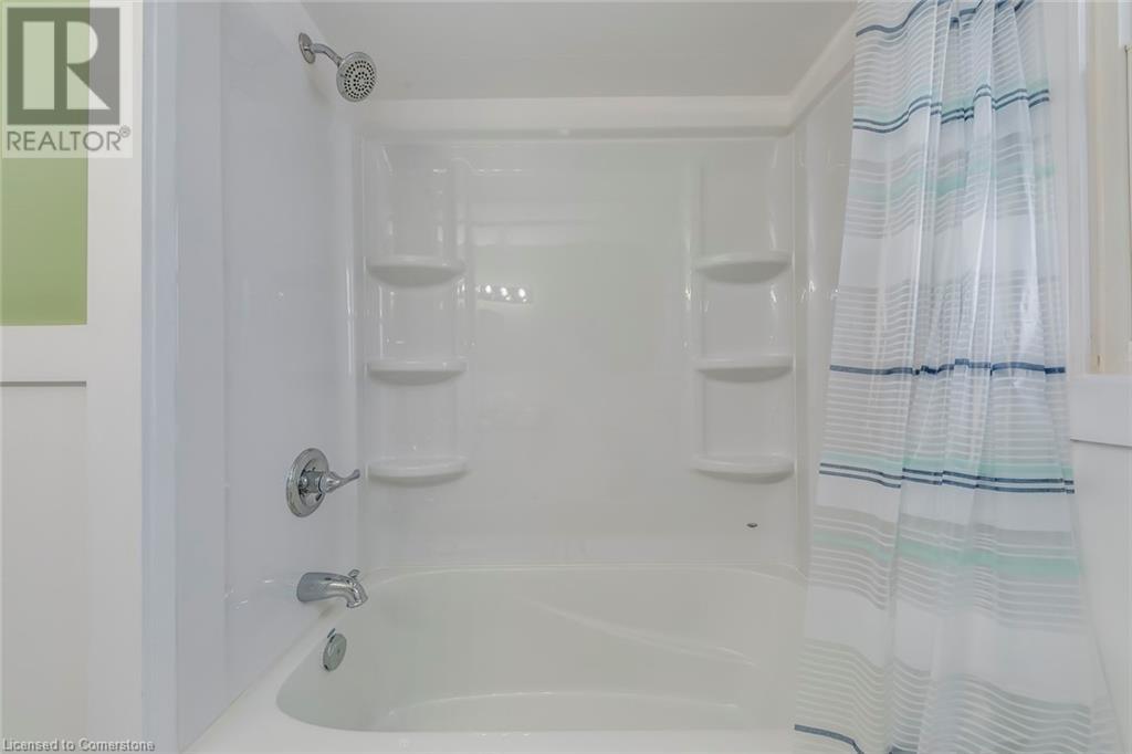 8110 Chippewa Road E, Mount Hope, Ontario  L0R 1W0 - Photo 29 - 40692700