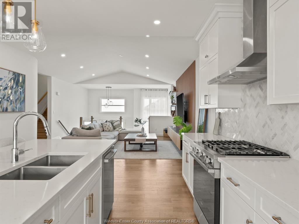 Property at 22 NOBLE COURT image 5