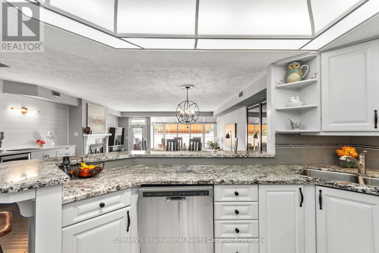 10 - 8 Beck Boulevard, Penetanguishene, Ontario  L9M 1C3 - Photo 8 - S11939367