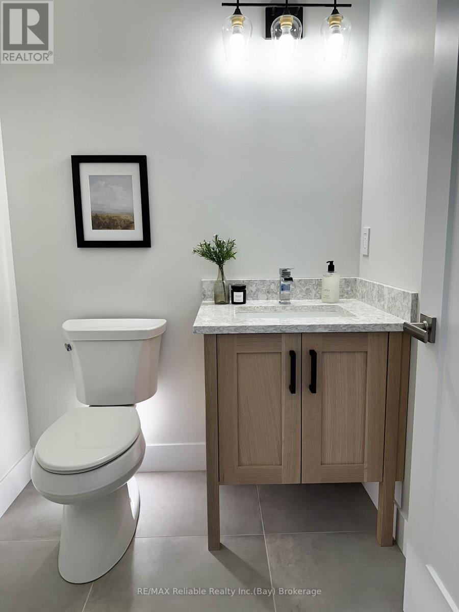 Photo 34 of 48 for 8 Thimbleweed Drive