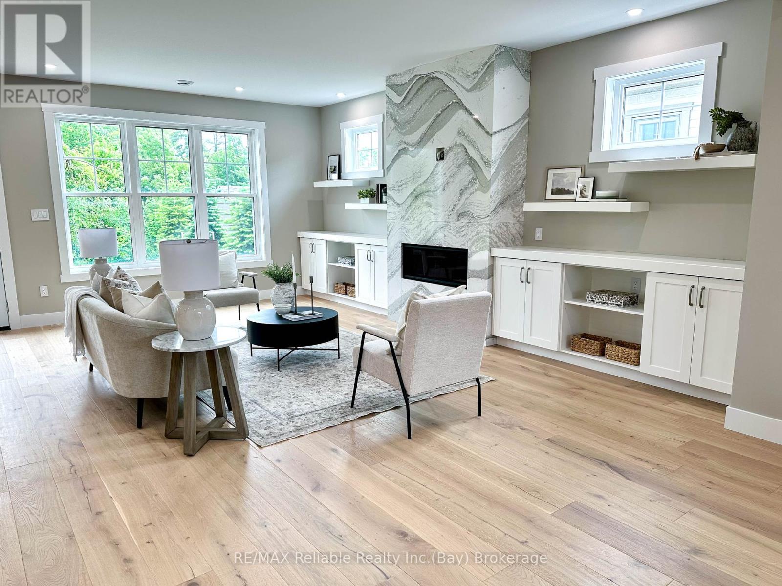 Photo 9 of 48 for 8 Thimbleweed Drive