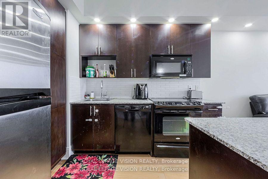 1906 - 181 Wynford Drive, Toronto, Ontario  M3C 0C6 - Photo 11 - C11939392