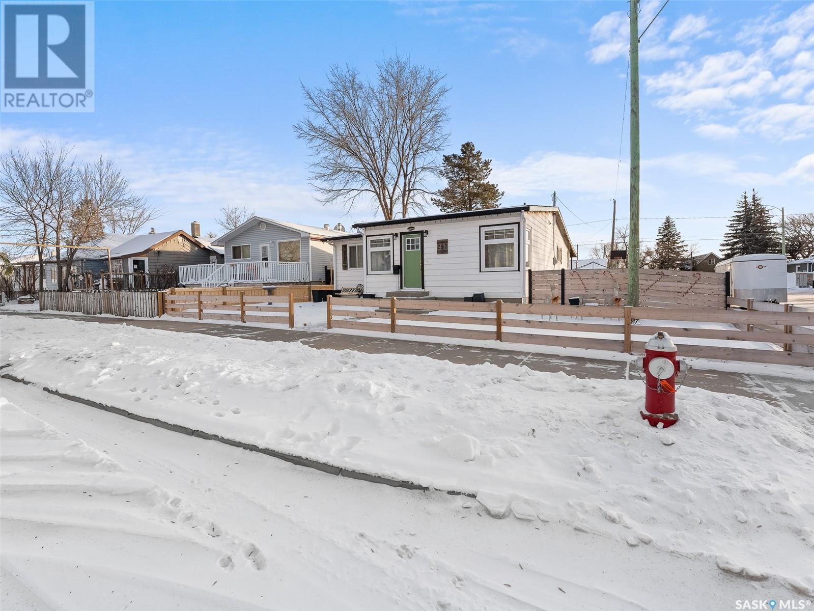 297 Duffield Street W, Moose Jaw, Saskatchewan  S6H 5H2 - Photo 40 - SK993405