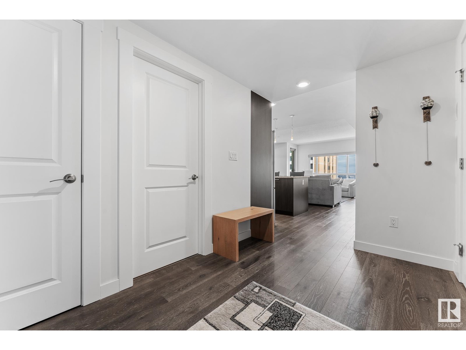 Property at #1304 9720 106 ST NW image 3