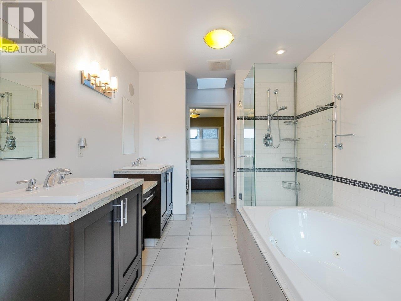204 3788 W 10th Avenue, Vancouver, British Columbia  V6R 2G4 - Photo 16 - R2959575